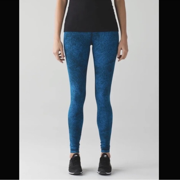 Lululemon Wunder Under Pant III Luon Spray Jacquard Shocking Blue Black Size 8 - Picture 2 of 6